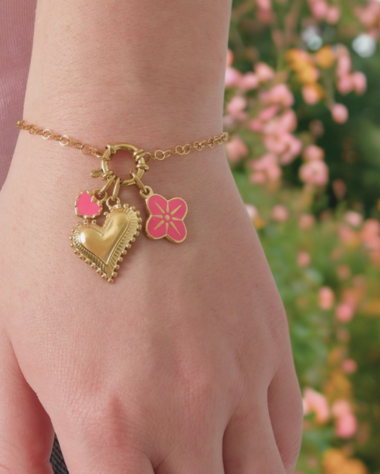 Bracciale Chunky Hearts in acciaio dorato con charm smaltato – personalizzabile